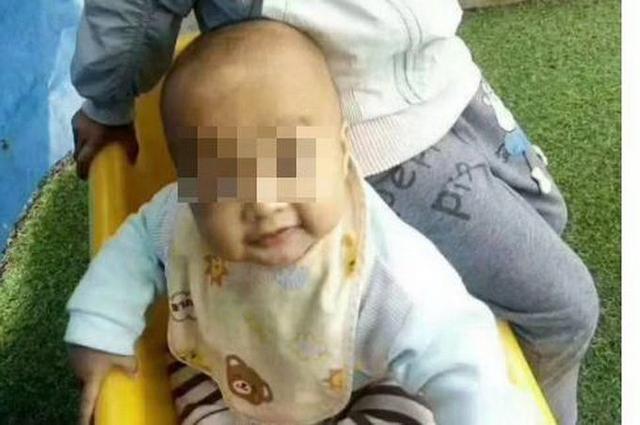 小女孩和小男孩一起生宝宝的视频浜，温馨家庭生活记录，探索亲子互动乐趣